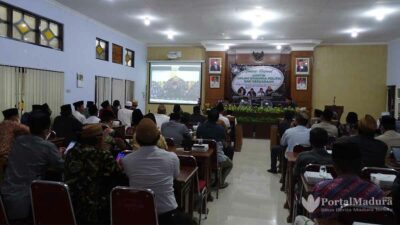 Buka Seminar Nasional IAA, Bupati Sumenep Ajak Kaum Santri Ikut Warnai Dinamika Politik & Kekuasaan