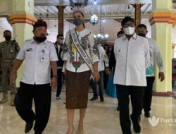 Bupati Fauzi Kenalkan Wisata Sumenep pada Puteri Indonesia