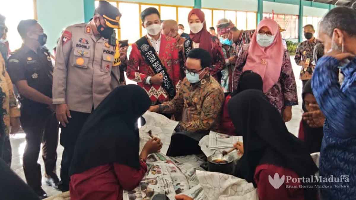 Bupati Pamekasan Luncurkan Sentra Batik Klampar