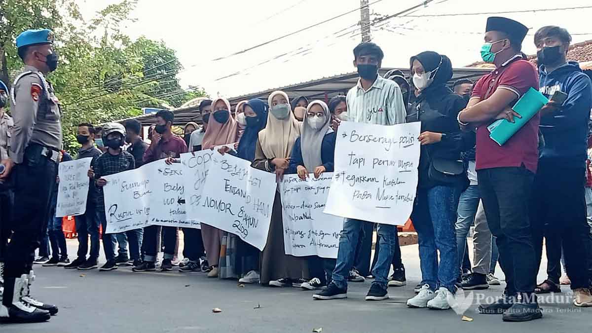 Giliran PPH, Gelombang Aksi Hari Kedua ke Polres Sumenep