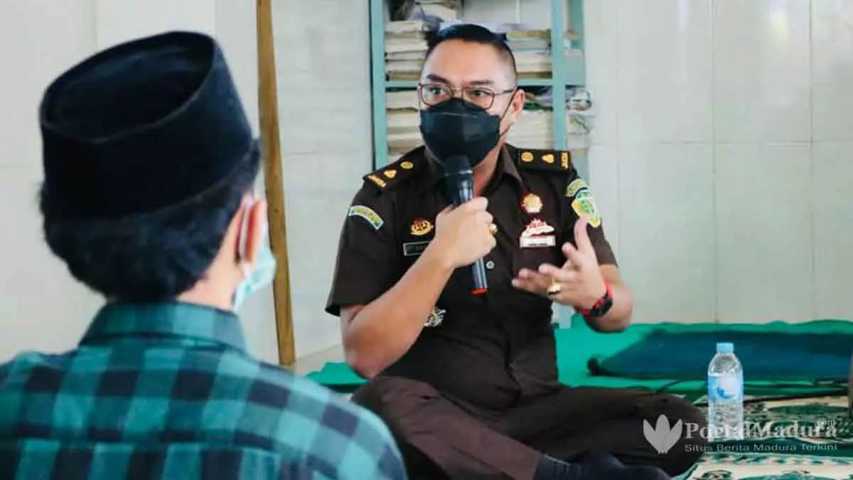 Jaksa Masuk Pesantren di Pamekasan