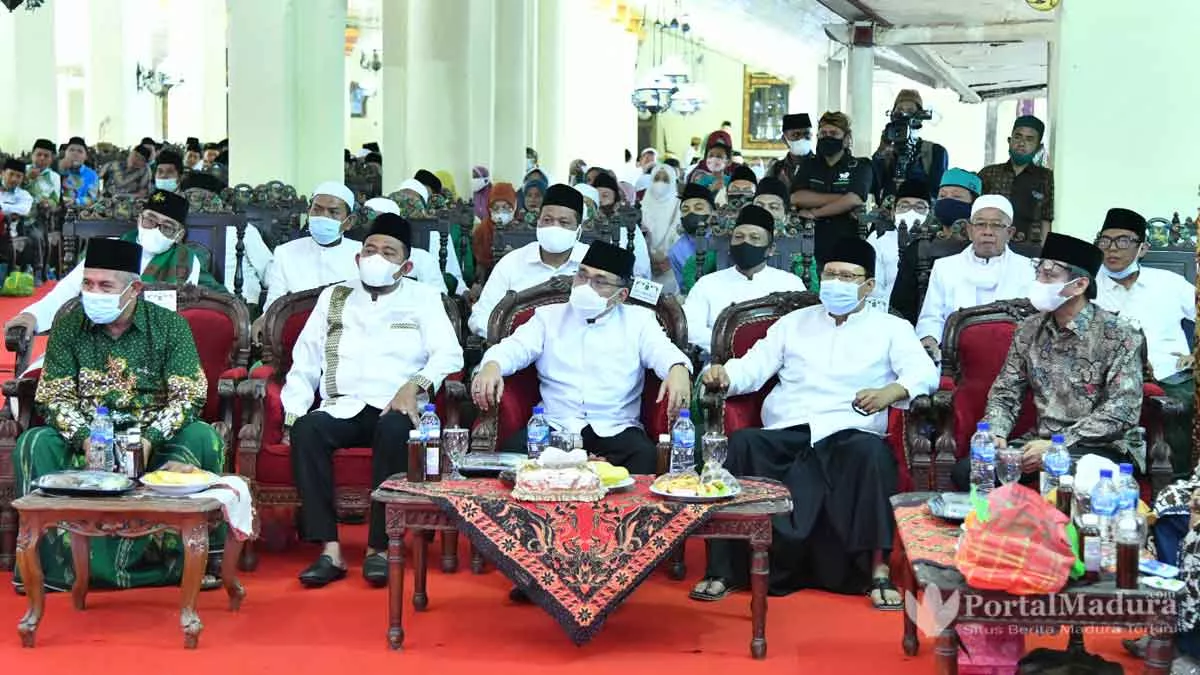 Para Tokoh NU ‘Ngumpul’ di Pendopo Keraton Sumenep