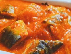 Resep Makarel Saus Tomat, Nikmatnya Sungguh Menggoda