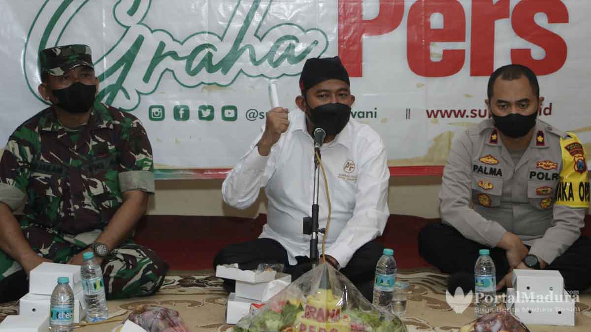 Resmikan Graha Pers, Bupati Fauzi Minta Kepala OPD Tak Perlambat Kinerja Wartawan