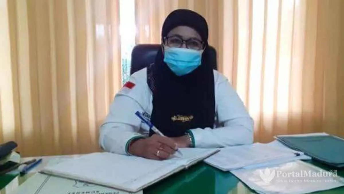 Salat di Masjidil Haram dan Nabawi Tak Lagi Jaga Jarak, Tapi Wajib Pakai Masker