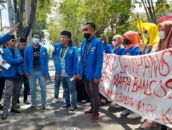 Masalah BPNT, PMII Sampang Demo Kantor Dewan
