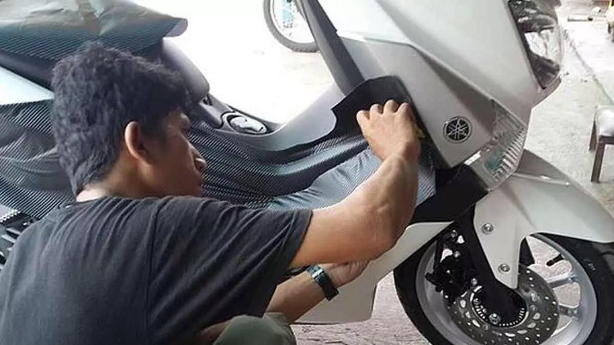 3 Cara Jitu Lenyapkan Noda Stiker yang Membandel, Dijamin Mulus Lagi!