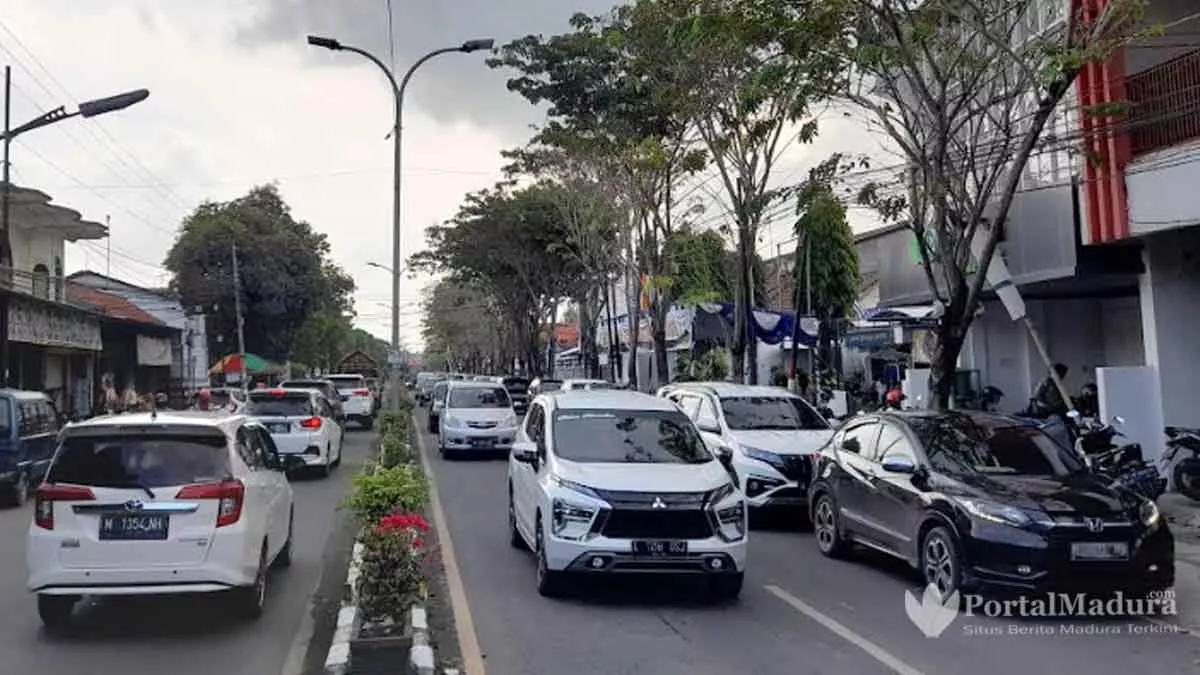 H-4 Lebaran, Pemudik Mulai Terpatau Melintas di Sampang
