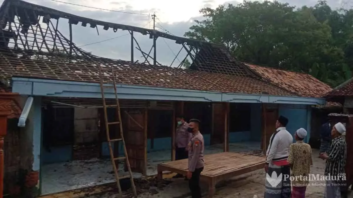 Kebakaran Landa Rumah Warga Sampang