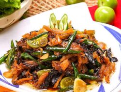 Menu Buka Puasa : Resep Tongkol Cabai Hijau yang Wajib Dicoba