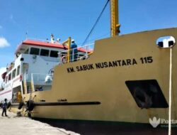 Kapal Cadangan Sabuk Nusantara 115 Menuju Pelabuhan Sapeken