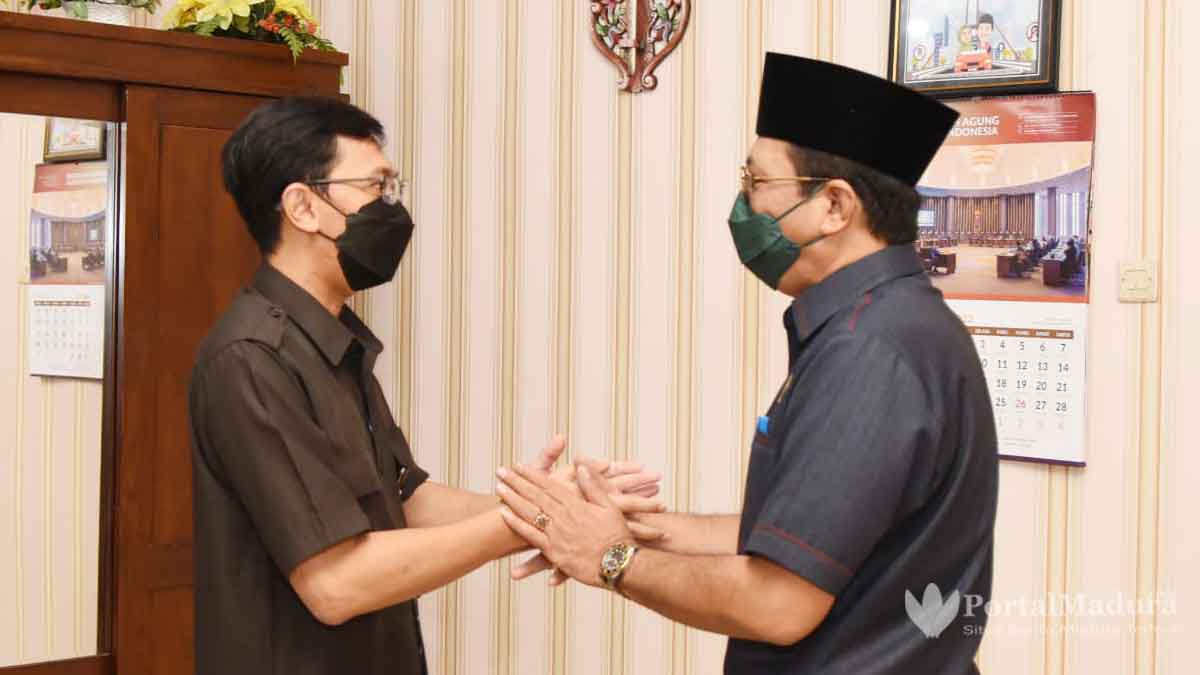 Hari Pertama Masuk Kerja, Pimpinan DPRD Sumenep Kunjungi Penegak Hukum