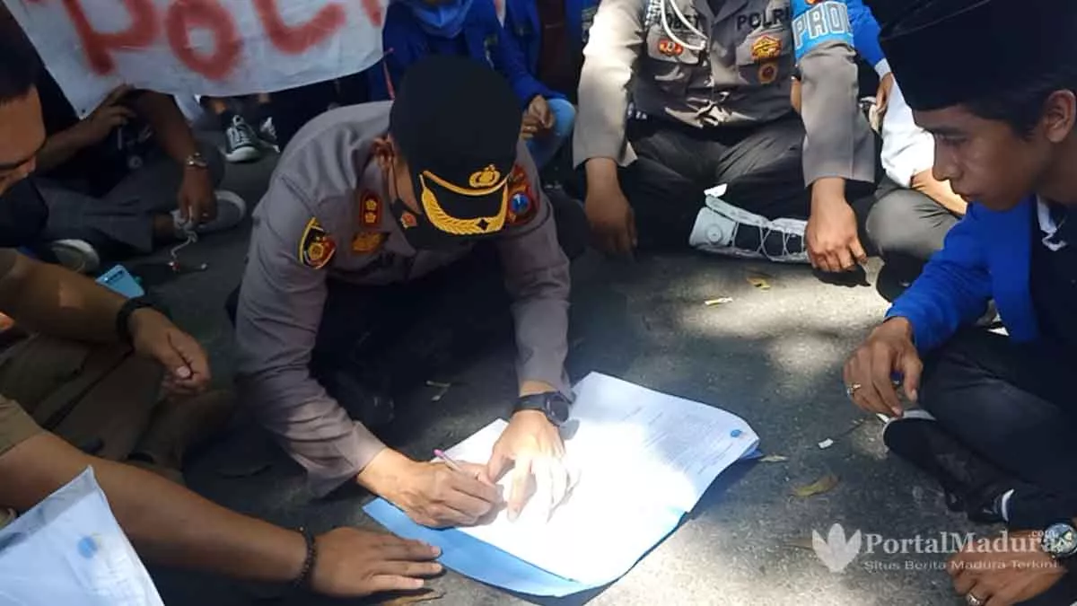 Sempat Saling Dorong, Begini Penampakan Kapolres Tandatangani Pakta Integritas Versi PMII Sumenep