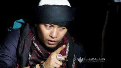 Air Hujan Untuk Media Pengobatan Versi Kang Ujang Busthomi
