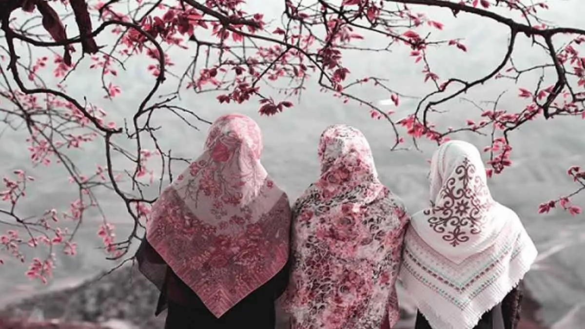 Bagaimana Tobatnya Muslimah yang Fotonya Terlanjur Tersebar di Medsos?