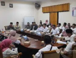 Guru Honorer Lulus Passing Grade PPPK Ngadukan Nasib ke Dewan