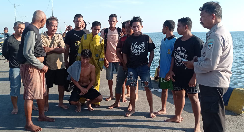 KM Fajar Nusantara Tenggelam di Perairan Kaloang Sapudi