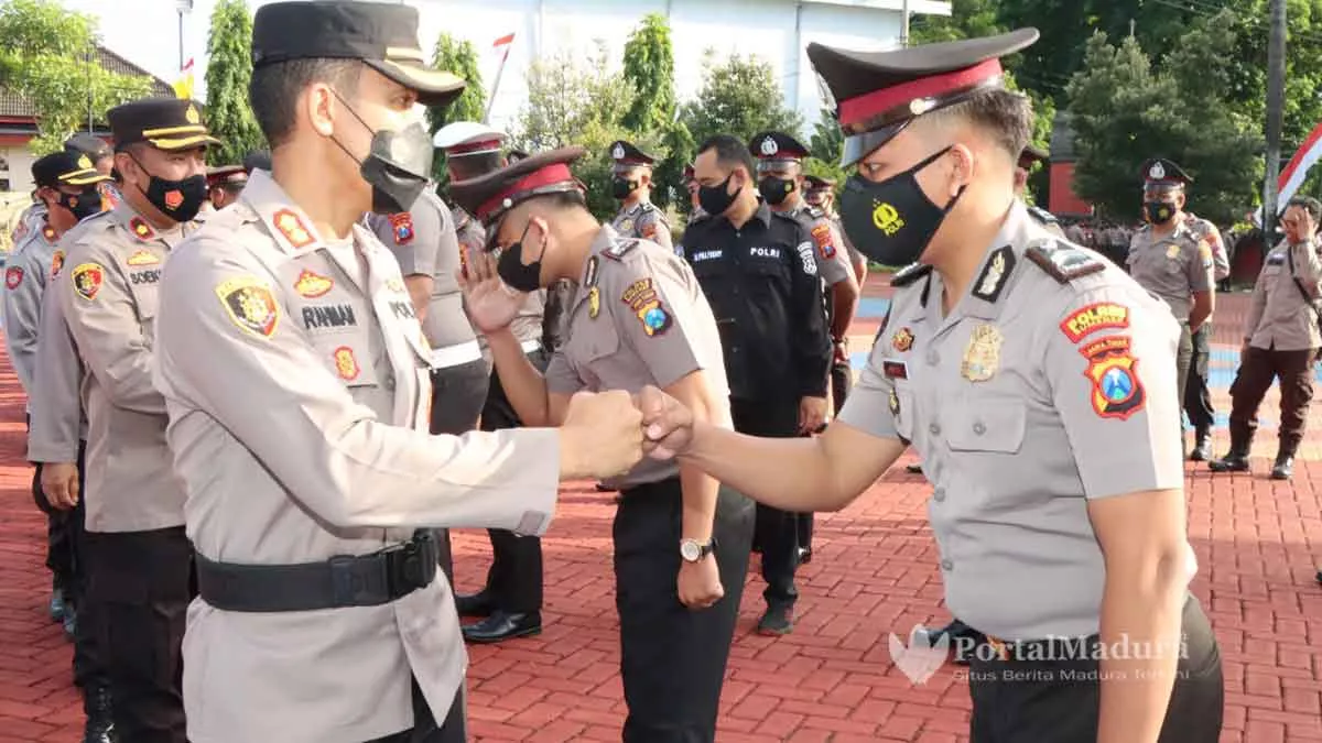 57 Personel Naik Pangkat, Kapolres Sumenep: Jadikan Motivasi dan Bertanggung jawab