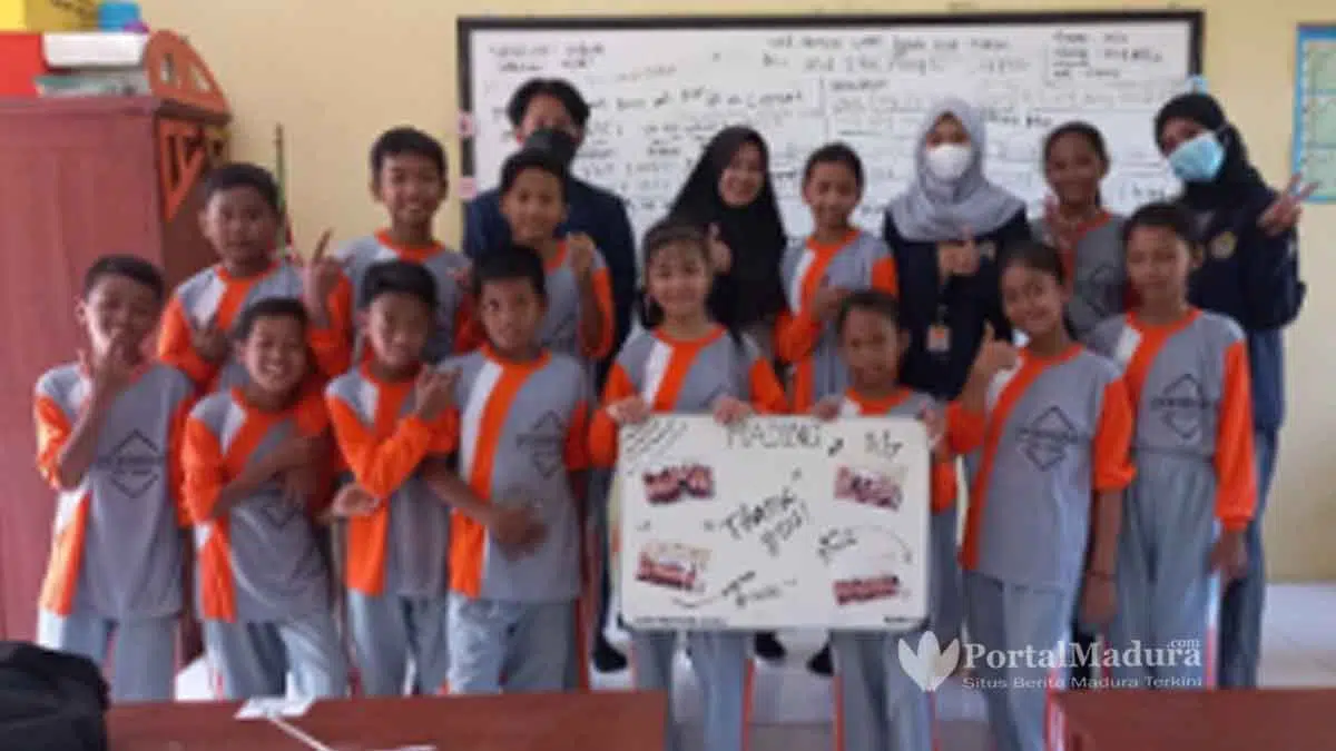 Mahasiswa UTM Gelar Program Bimbel Bahasa Inggris 'Fun Learning X Speak Up'