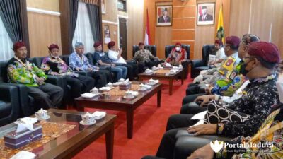 Bupati Paparkan Geografis dan Potensi Sumenep pada Stafsus Wapres