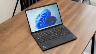Laptop Bisnis TErbaik Harga dan Spesifikasi Lenovo ThinkPad X1 Carbon (Gen 9)