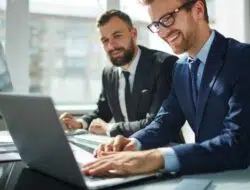 Rekomendasi Laptop Bisnis Terbaik 2022