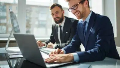 Rekomendasi Laptop Bisnis Terbaik