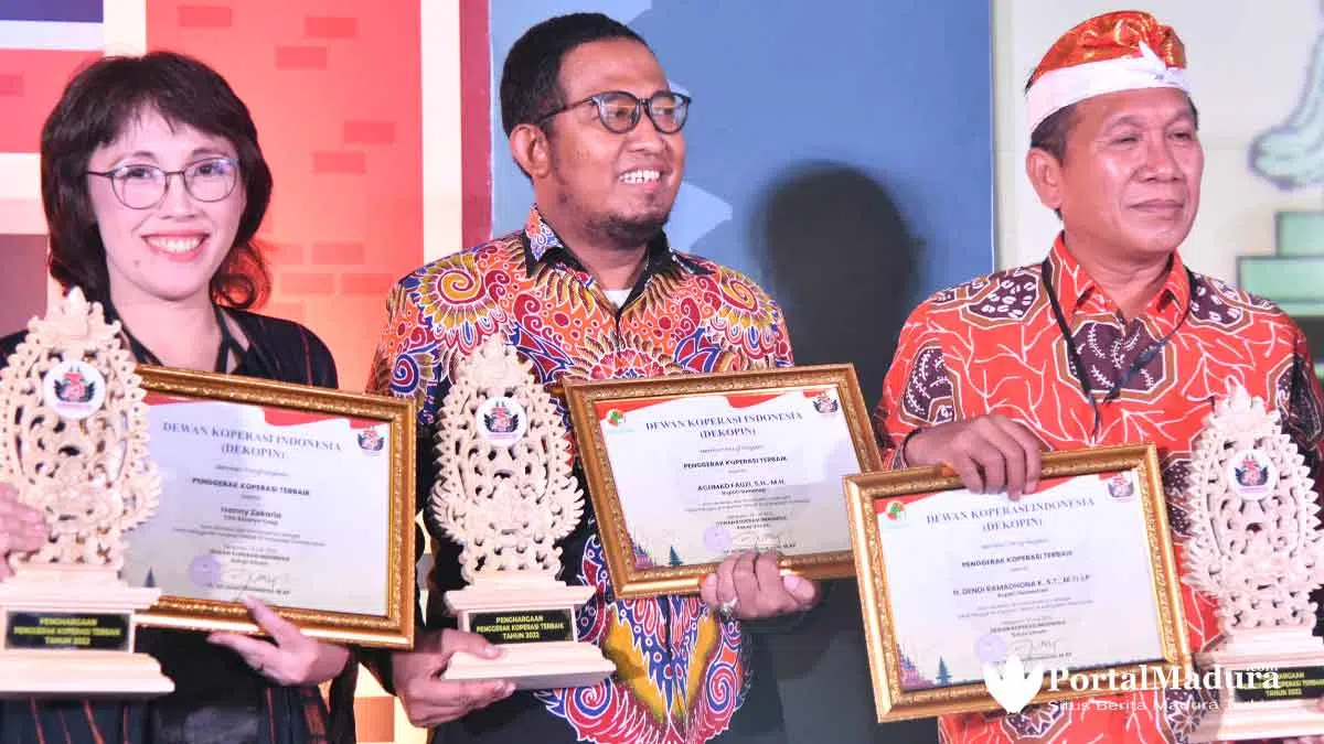 Bupati Sumenep Dinobatkan Sebagai Penggerak Koperasi Terbaik 2022