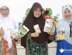 Bangun Koneksi, PPUMI Jatim Kenalkan Produk UMKM Sumenep ke Ketum PPUMI