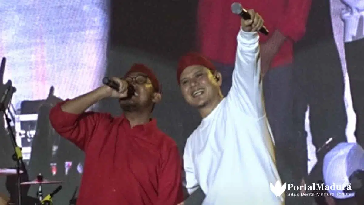 Bawakan Lagu "Begitu Indah", Bupati Sumenep Tampil Bersama Padi Reborn