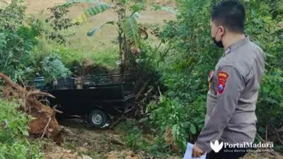 Pikap Guling ke Sungai, Dua Penumpang Tewas