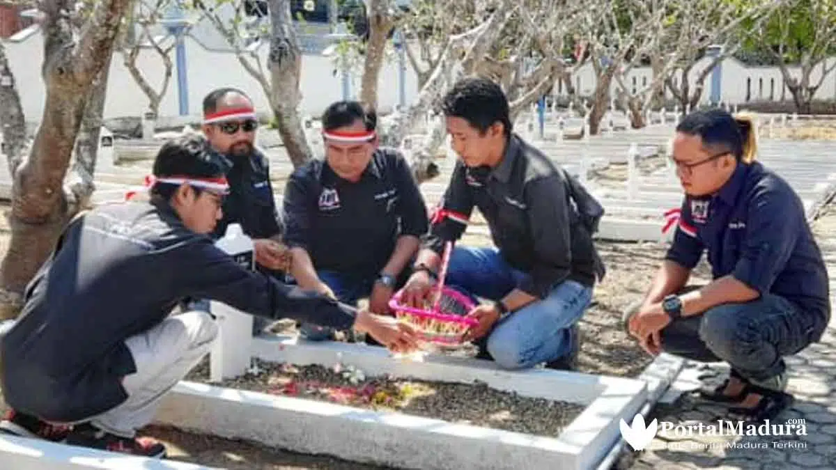 Ulang Tahun PWS, Ziarah di Pusara Pahlawan