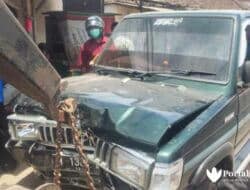 Anak Usia 4 Tahun Tewas, Toyota Kijang Tabrak Bengkel dan Pejalan Kaki