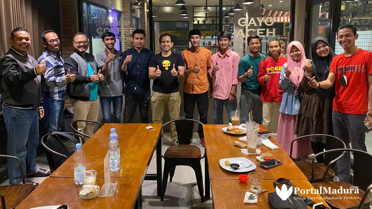 Kemesraan HMI dan Kapolres Sumenep di Cafe Lotus