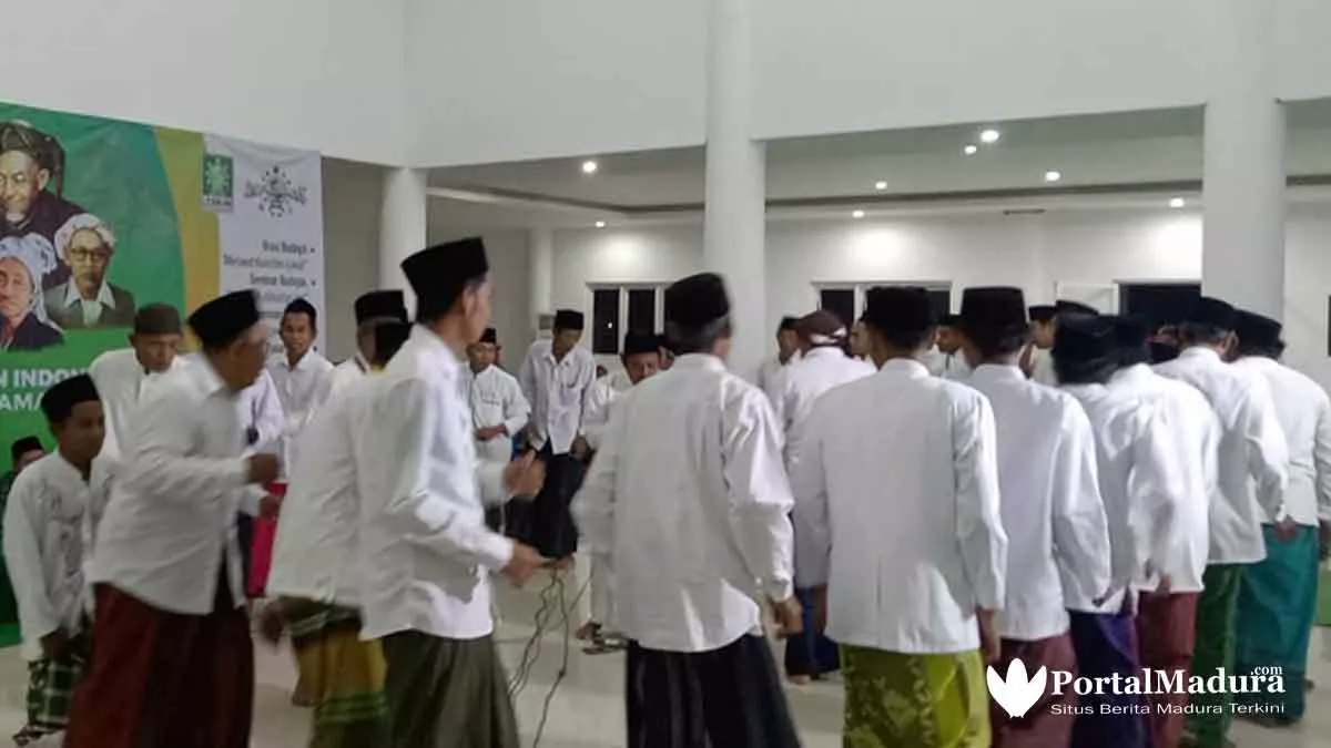 Merawat Tradisi Lewat Festival 'Sapparan' Budaya - Portalmadura.com Merawat Tradisi Lewat Festival ‘Sapparan’ Budaya
