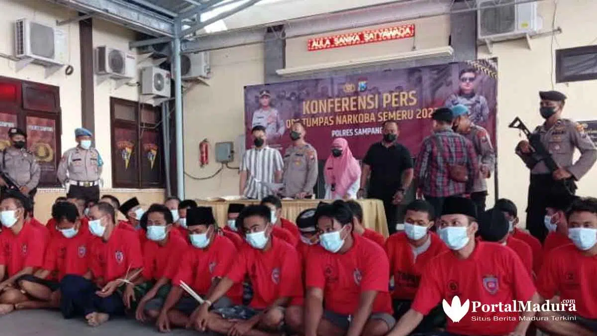 Polres Sampang Tangkap 49 Budak Sabu dan Pil Ekstasi