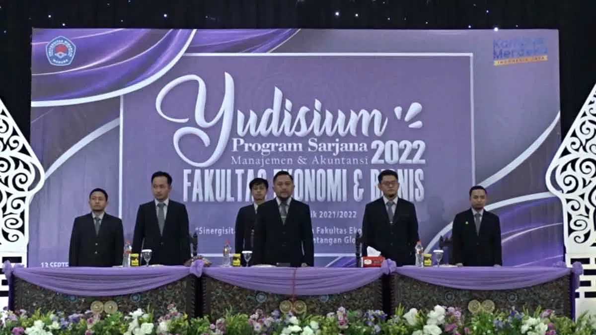 FEB Unija Madura Gelar Yudisium, IPK Tertinggi 4,00