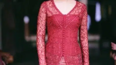 Model kebaya Brokat