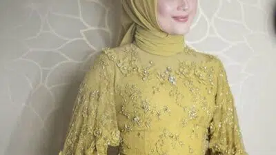 Model kebaya Brokat Hijab