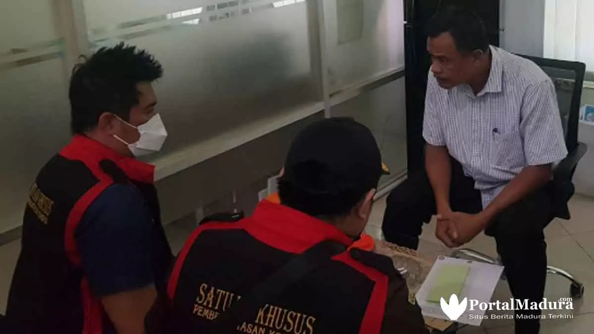 Dugaan Korupsi Sumenep, Tim Kejari Geledah Kantor PT Sumekar