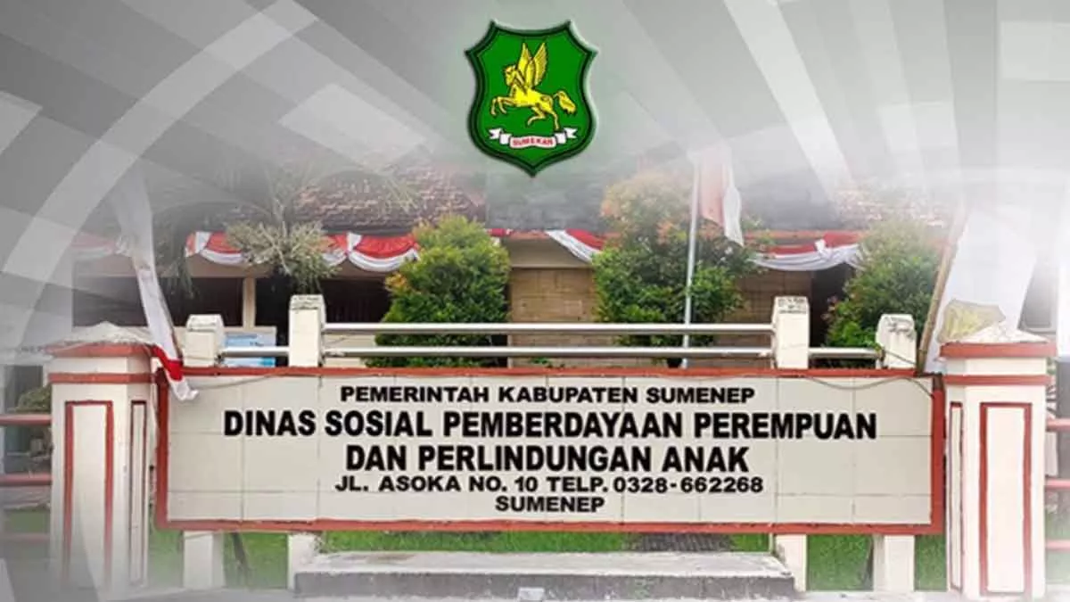 Petani dan Buruh Pabrik Rokok di Sumenep Terima BLT DBHCHT 2022