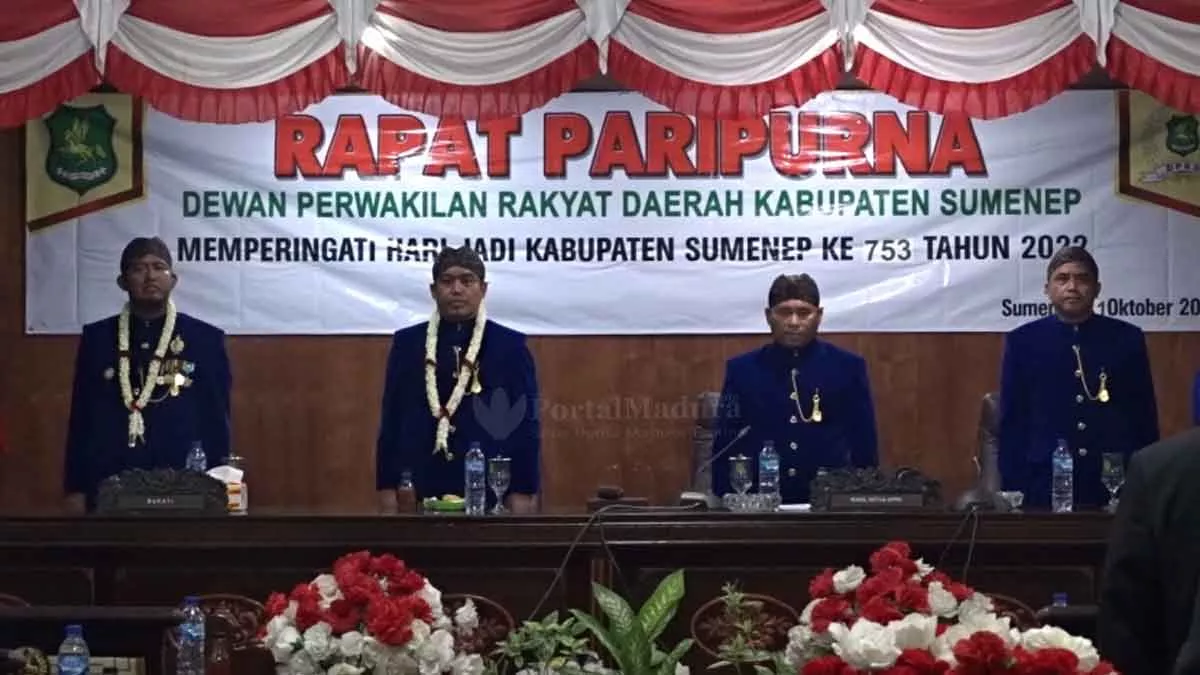 Rapat Paripurna DPRD Sumenep Berbahasa Madura
