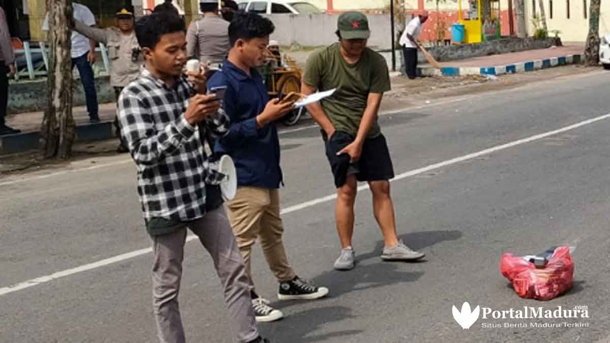Tak Ciut Nyali, 3 Pemuda Demo, Desak Bupati Sumenep Evaluasi Dana Harjad Rp1,1 M