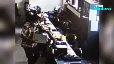 Viral Video Diduga Pencuri Laptop Beraksi di Pemkab Sumenep