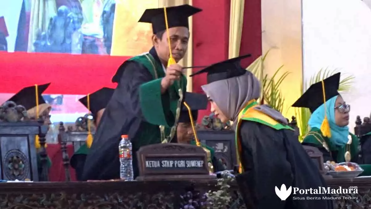 Wisuda Angkatan XVIII, Ini Pesan Ketua STKIP PGRI Sumenep
