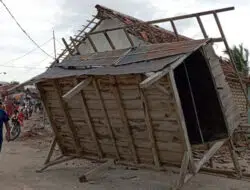Kerugian Puting Beliung Karanganyar Ditaksir Rp12 Juta Lebih