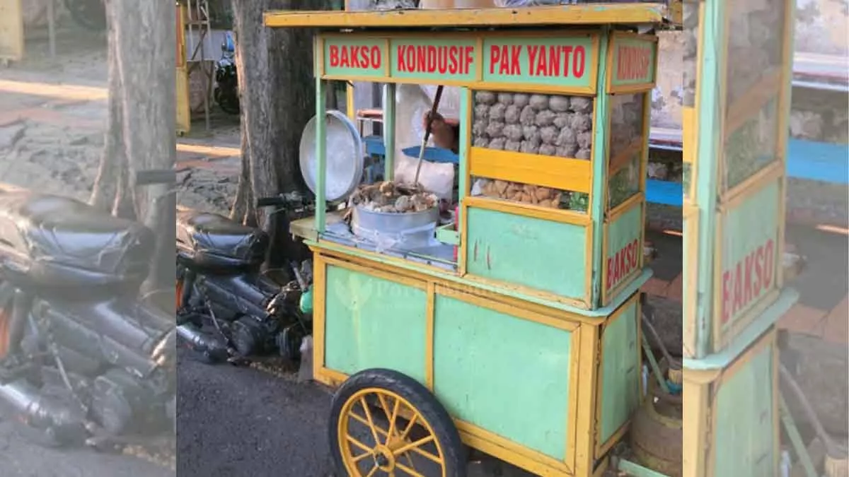 19 Spanduk Lucu, Absurdnya Bikin Geleng Kepala - Portalmadura.com 19 Spanduk Lucu, Absurdnya Bikin Geleng Kepala
