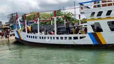 Kecelakaan Kapal, 11 Penumpang dan 7 Motor Tercebur ke Laut Penyeberangan Kalianget-Talango