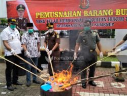 Kejari Sumenep Musnahkan Barang Bukti