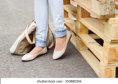 Model Sepatu yang Tetap Kece di Pakai ke Kampus